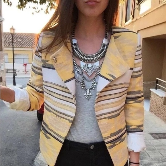 Zara Basics Aztec Print Asymmetrical Blazer Jacket - Picture 2 of 9